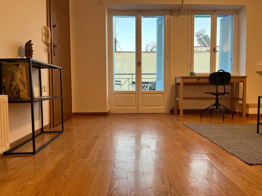 Cute Apartment At The Foot Of Lycabettus Hill Athens Exterior photo